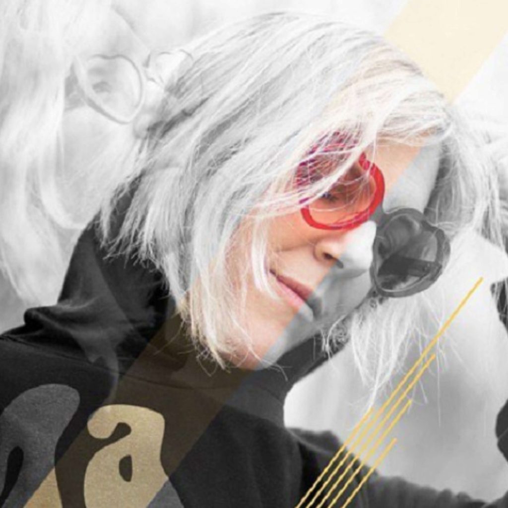 MUSIQUE – La chanteuse Ma/Ma livre Gris, son tout premier EP