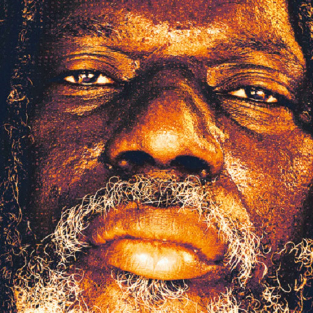 MUSIQUE – Tiken Jah Fakoly poursuit le combat avec Braquage de Pouvoir, son 11e album