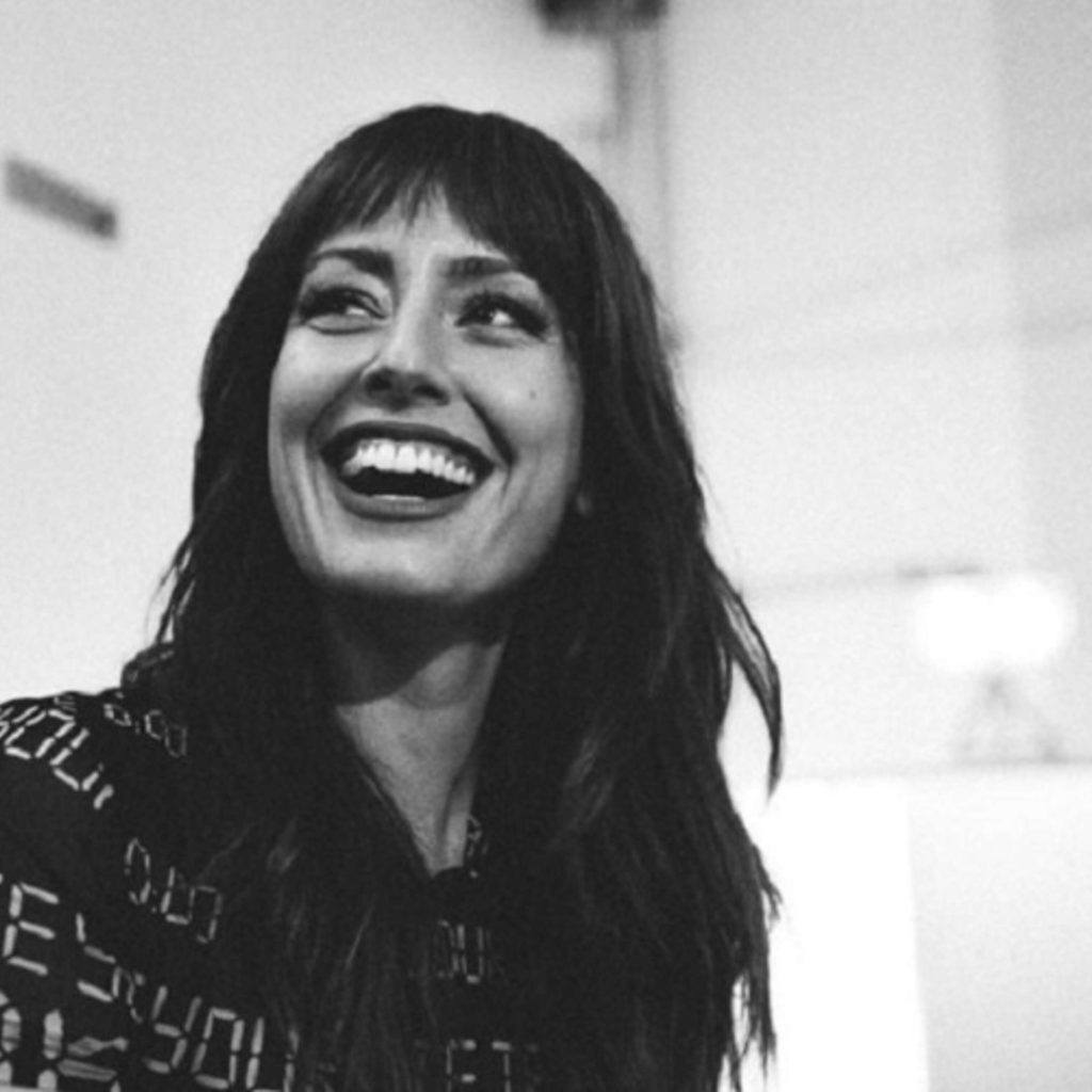 MUSIQUE – Retrouvez la chanteuse Ehla en interview exclusive !