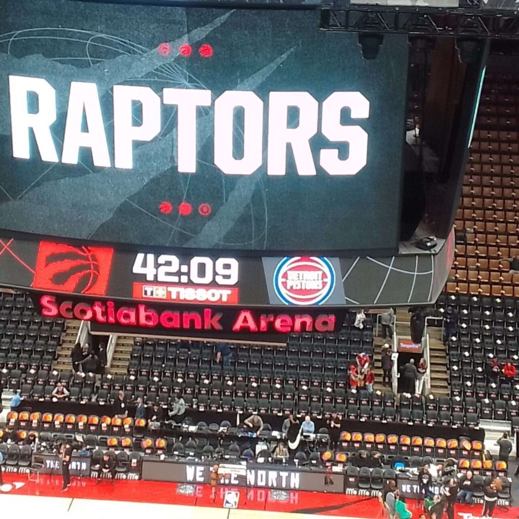 SPORT – Les Raptors écrasent les Pistons avec un festival offensif et un record de passes décisives