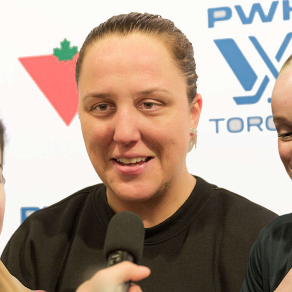 SPORT – Premier match de la Ligue Professionnelle de Hockey Féminin à Toronto