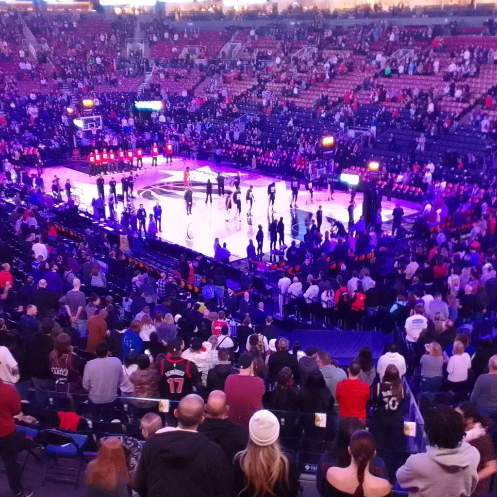 SPORT:  Les Raptors triomphent face aux Nets dans une bataille pour le redressement