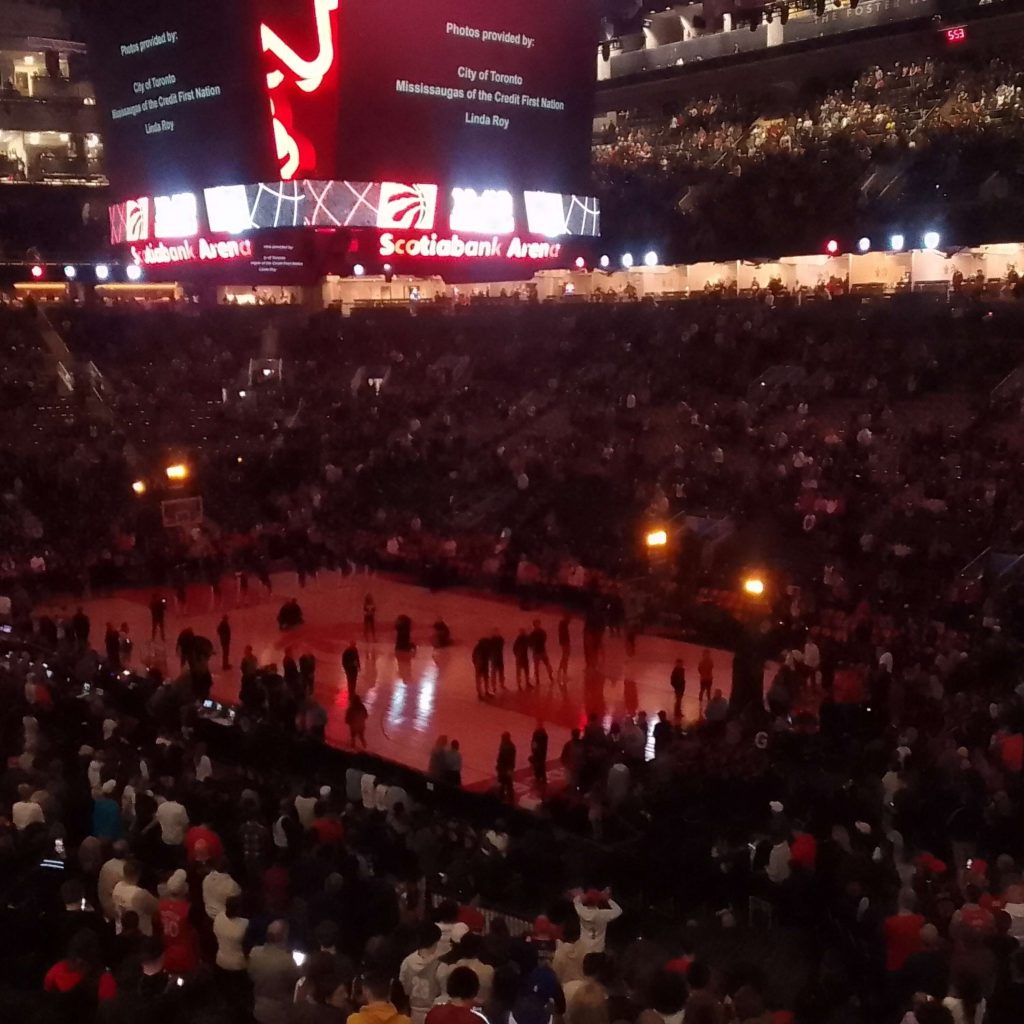 SPORT – Les 76ers infligent une 13e défaite consécutive aux Raptors