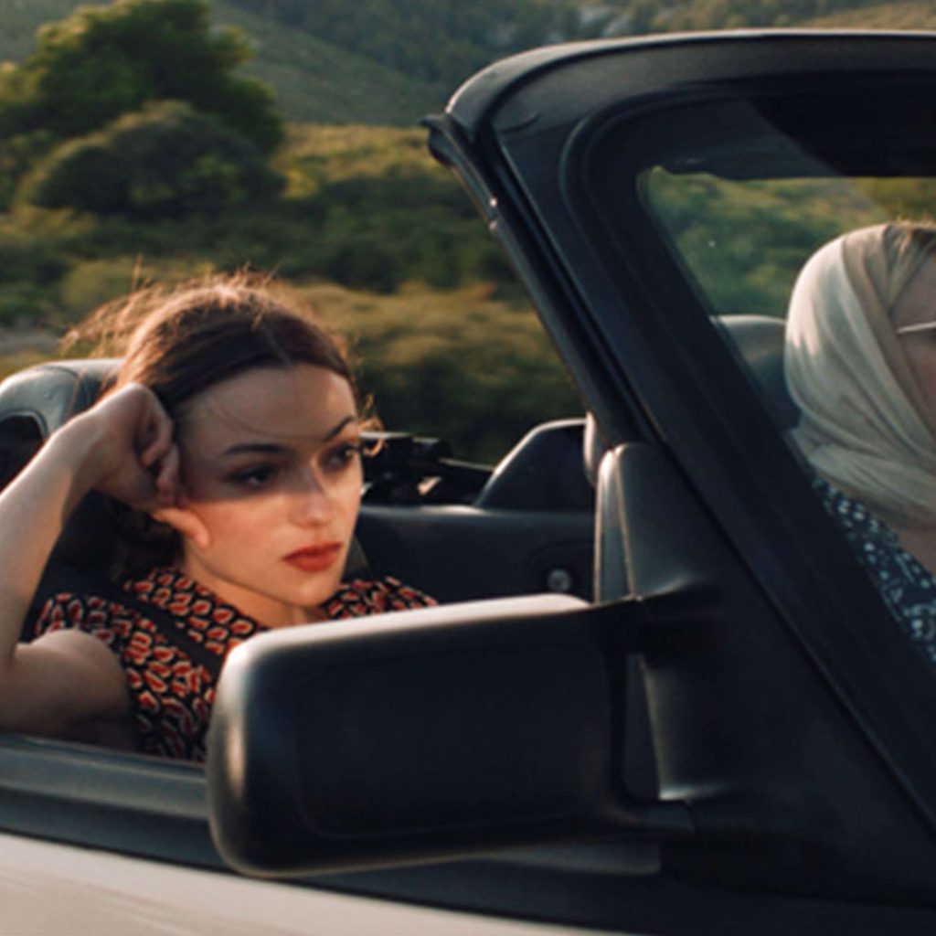 TIFF 24 – Découvrez Bonjour Tristesse avec Aliocha Schneider et Chloë Sevigny