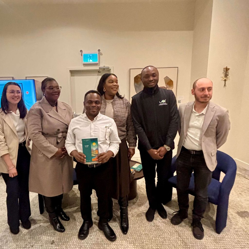 REPORTAGE – Lancement officiel du CLIN: le nouveau club de lecture francophone à Toronto!