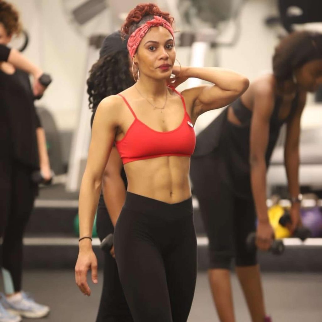 SPORT – Comment éviter le blues de l’hiver et la prise de poids ? Réponses avec Myriam Hauterville