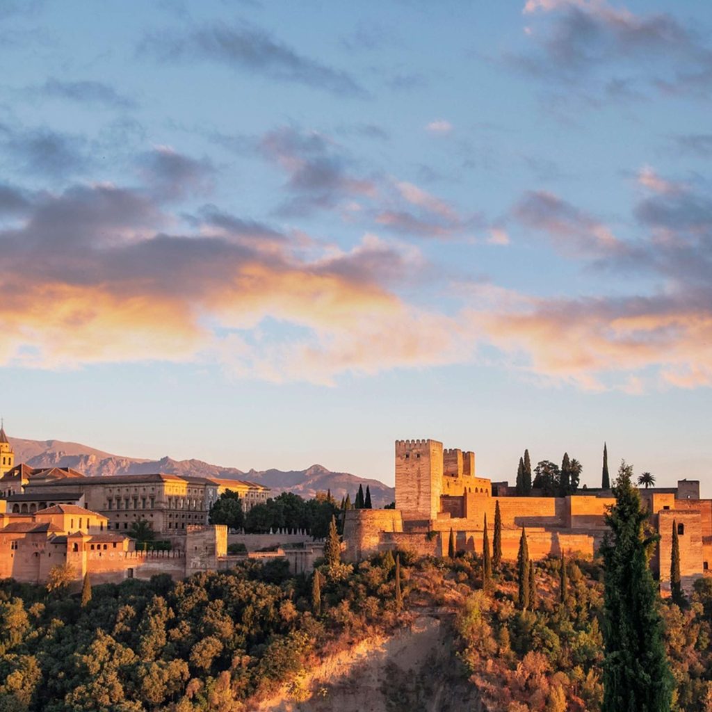 VOYAGES – Grenade et l’Alhambra, chef d’œuvre d’architecture hispanomauresque