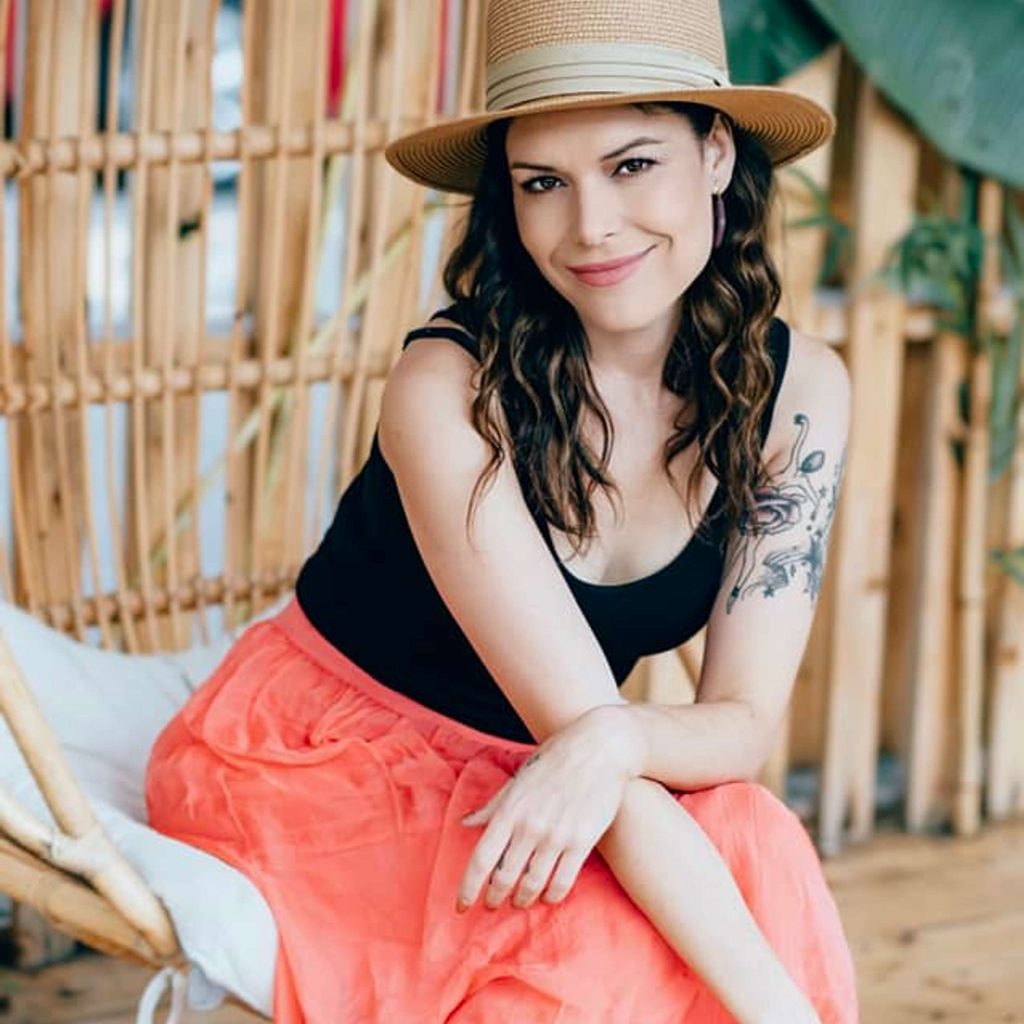 ENTREVUE – Joanie Charron du duo Sugar Crush sera présente au festival FrancoFest Hamilton 2025