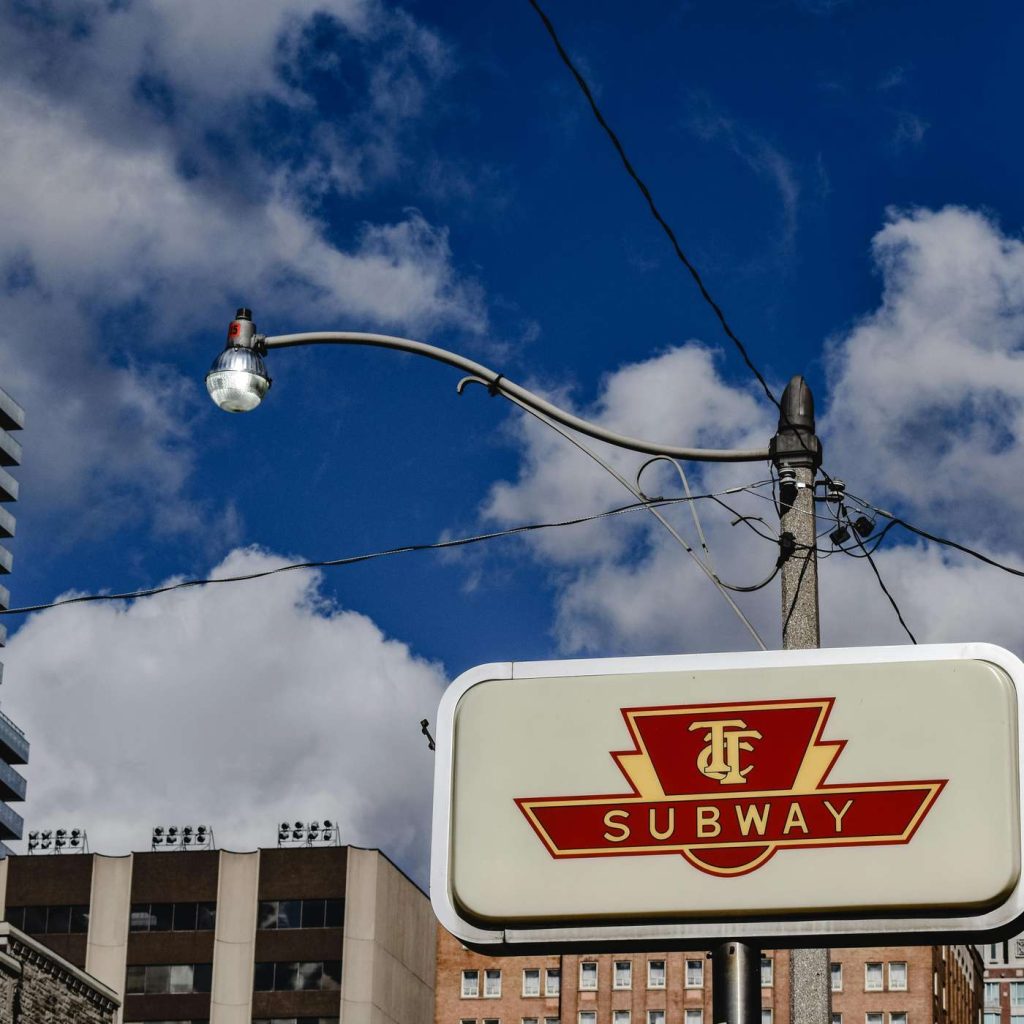 REVUE DE PRESSE – Plongez dans l’actualité torontoise du vendredi 29 août