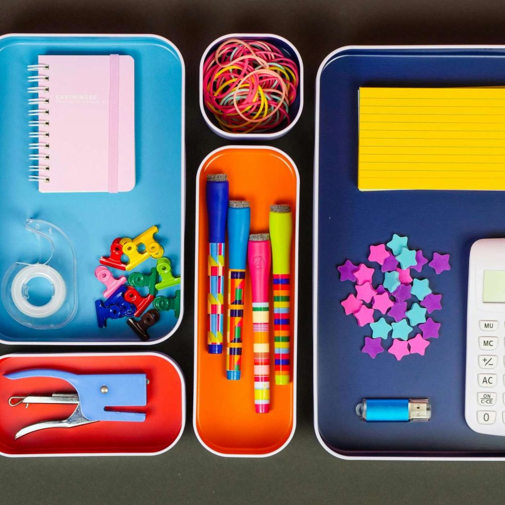 VIE PRATIQUE – Où faire ses courses pour la rentrée scolaire sans se ruiner ?