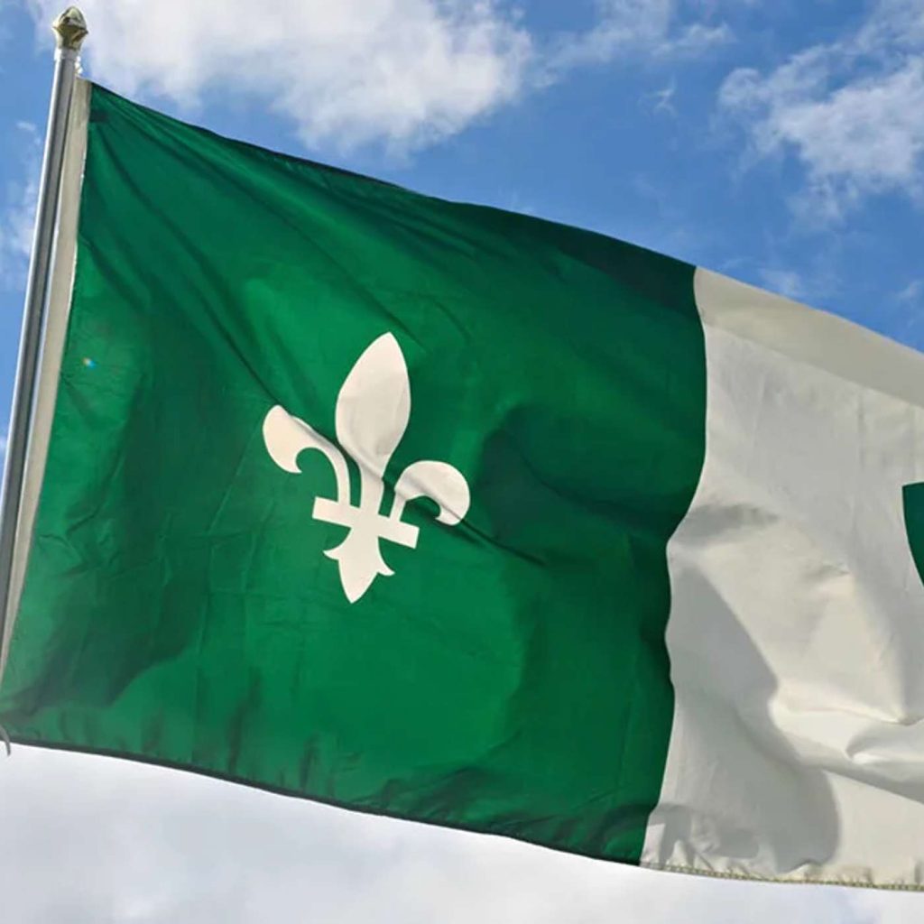 COMMUNAUTÉ – Retour sur l’histoire du drapeau franco-ontarien