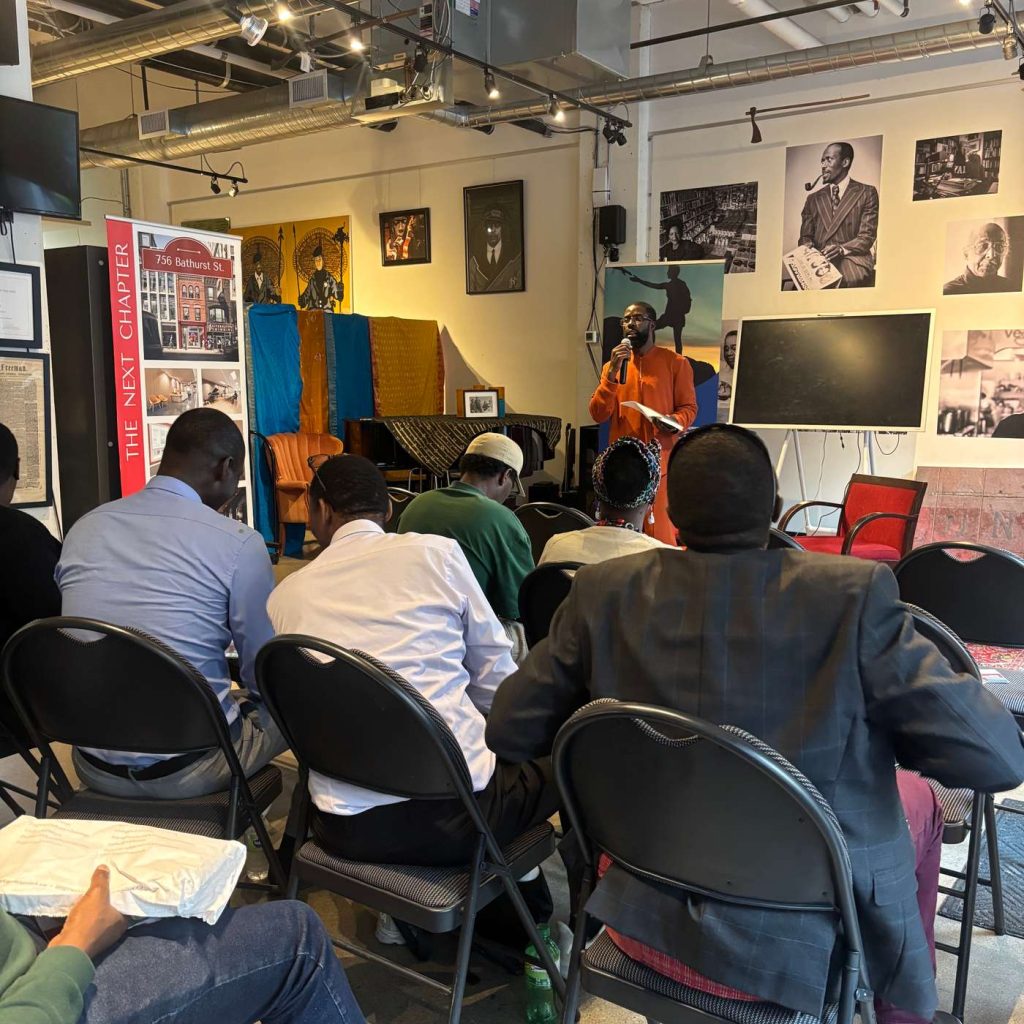 REPORTAGE – Un organisme au service des artistes immigrés à Toronto