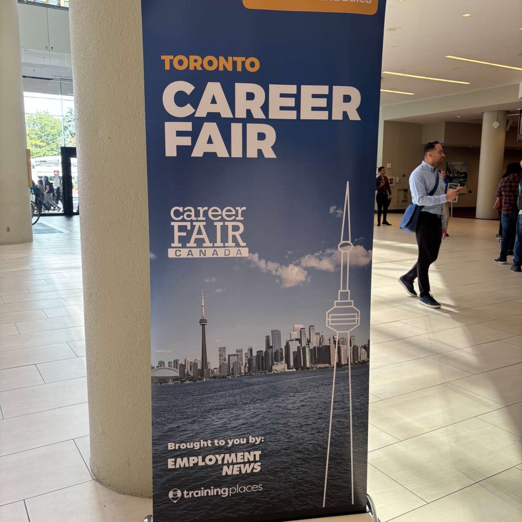 REPORTAGE – Toronto accueille le Salon des carrières, entre hausse salariale et hausse du chômage